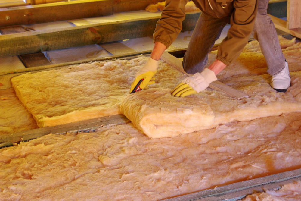 installing-insulation